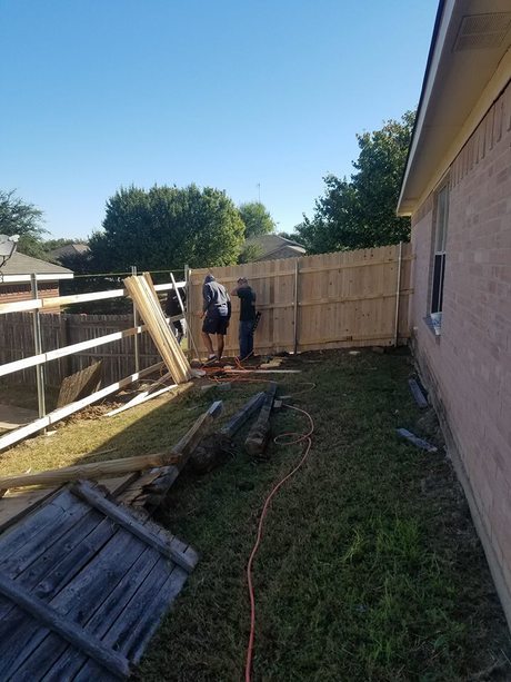 This is a picture of a fence installation in Weatherford TX